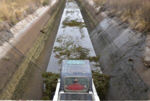 Limpieza-Canal-Paso-de-las-Carretas