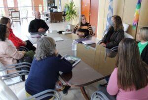 FOTO-Nota-Reunion-Ministerio-de-Educacion-Facultad-de-Psicologia-630x426-1