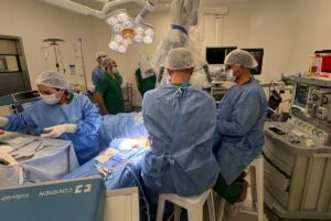Realizaron la primera reconstrucción de lengua en el Hospital Central