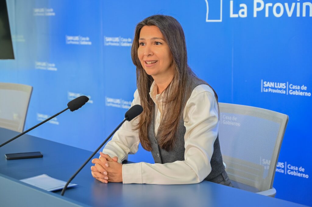 La ministra Eugenia Sosa Herrera dio detalles de los anuncios salariales para el último trimestre