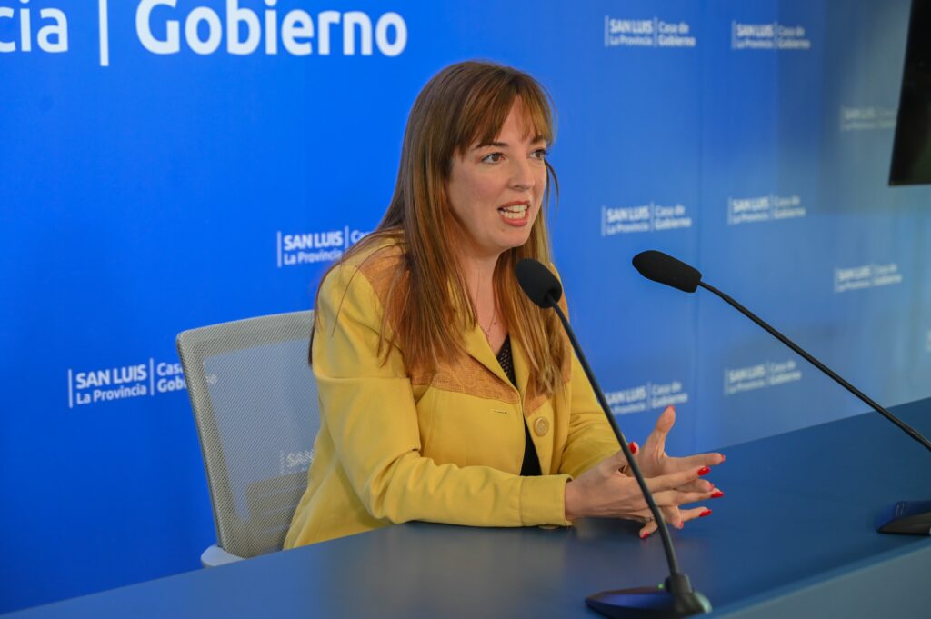 “El Gobernador prometió trabajar todos los años en un congreso para focalizar en temas actuales”