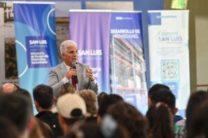 “El trabajo es el motor junto con la educación y ambos son los ejes de nuestro gobierno ahora”